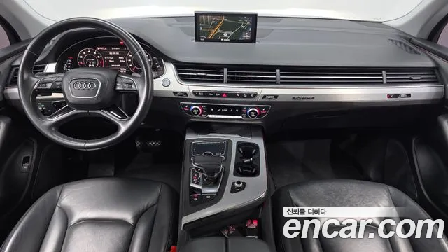 Audi Q7 2019 thumb 6
