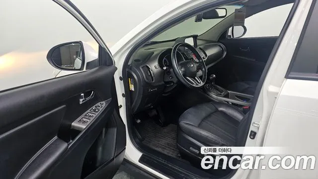 Kia Sportage 2013 thumb 10
