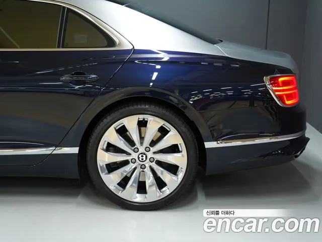 Bentley Flying Spur 2022 thumb 8