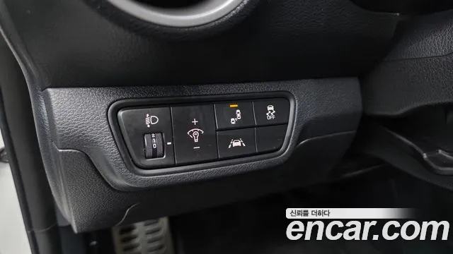 Kia K3 2018 thumb 12