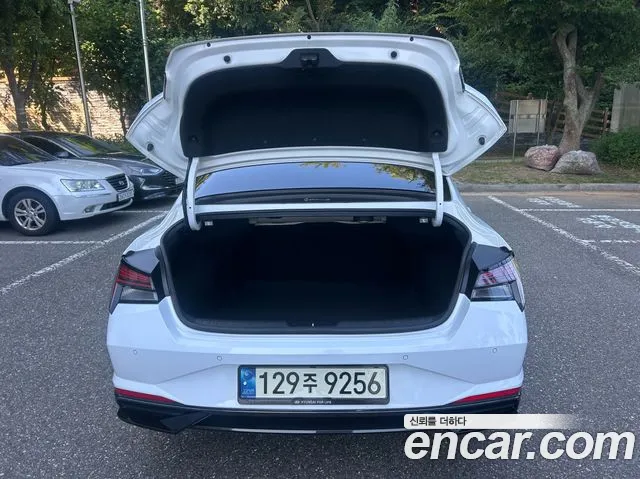 Hyundai Avante 2021 thumb 9