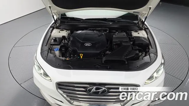 Hyundai Grandeur 2017 thumb 5
