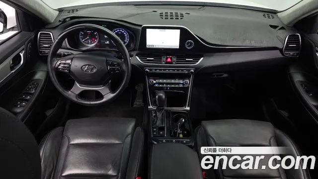 Hyundai Grandeur 2017 thumb 6
