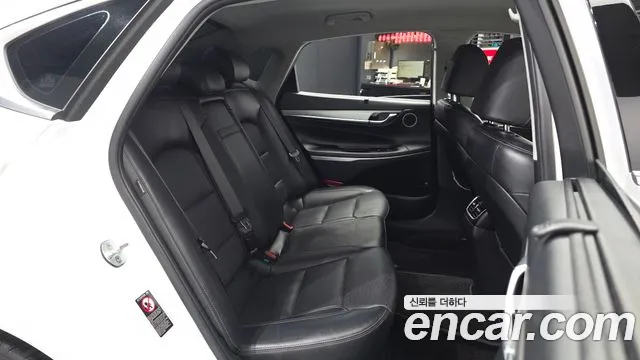 Hyundai Grandeur 2017 thumb 11