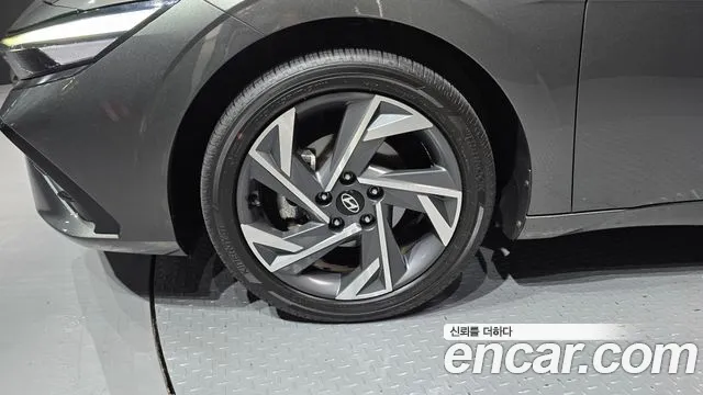 Hyundai Avante 2023 thumb 5