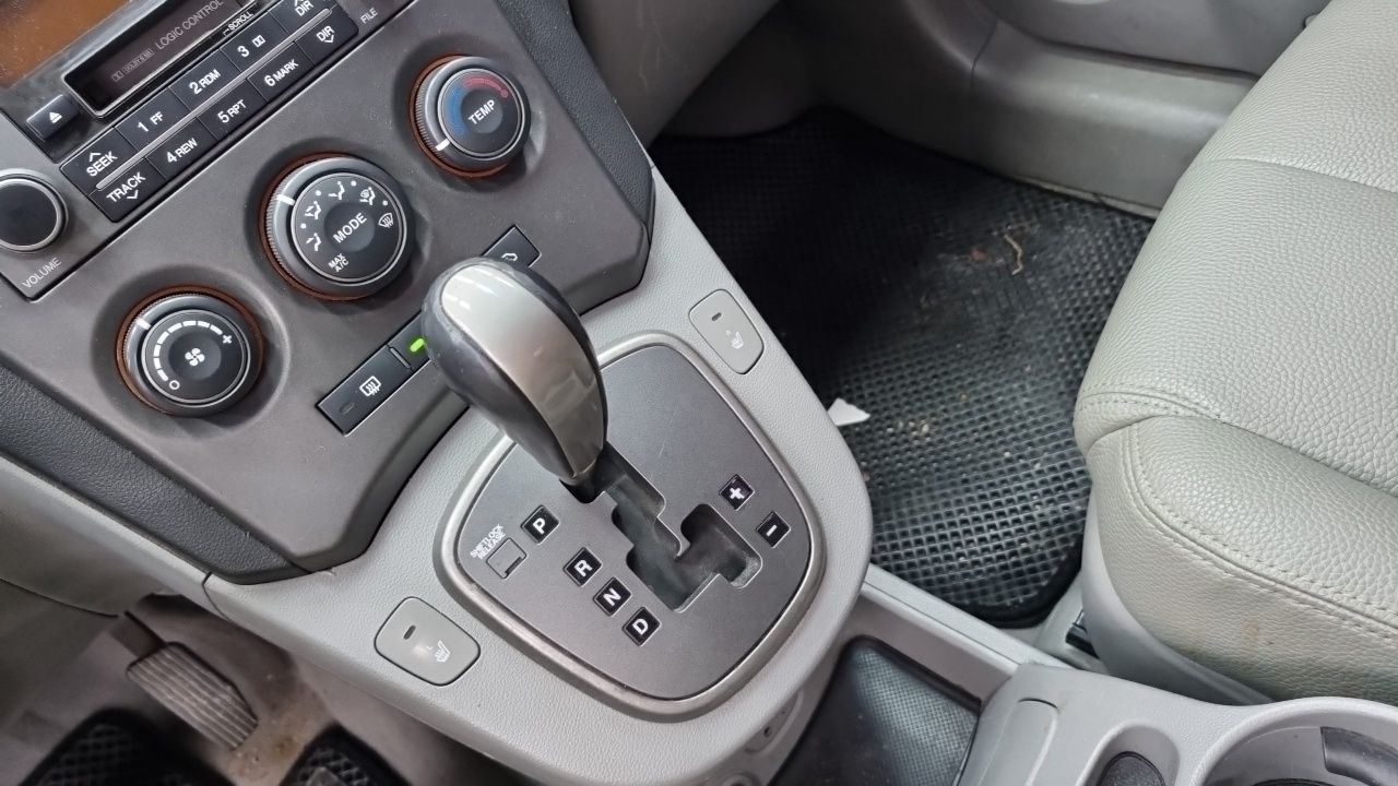 Kia Carens 2007 thumb 9