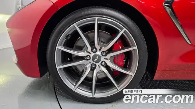 Genesis G70 2019 thumb 5