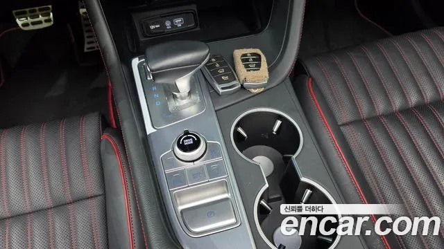 Genesis G70 2019 thumb 9