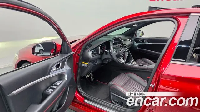 Genesis G70 2019 thumb 10