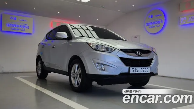 Hyundai Tucson 2011 thumb 12