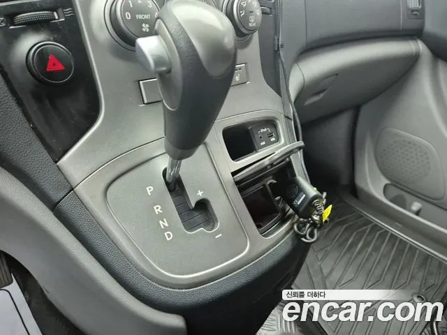 Hyundai Starex 2014 thumb 8