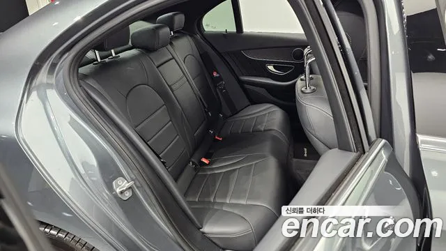 Mercedes-Benz C-Класс 2018 thumb 11