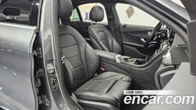 Mercedes-Benz C-Класс 2018 thumb 12