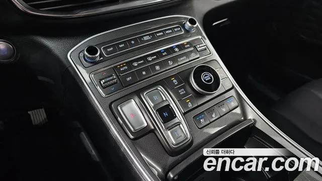 Hyundai Santa Fe 2021 thumb 9