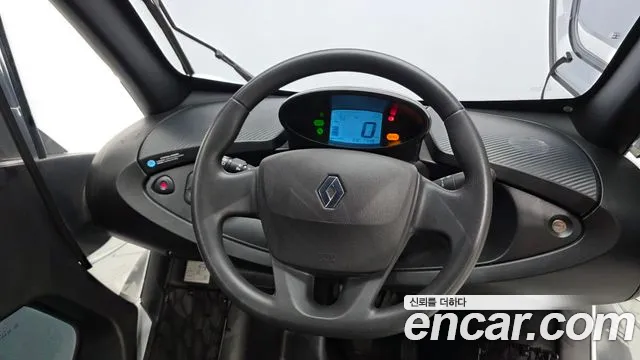 Renault-KoreaSamsung Twizy 2018 thumb 12