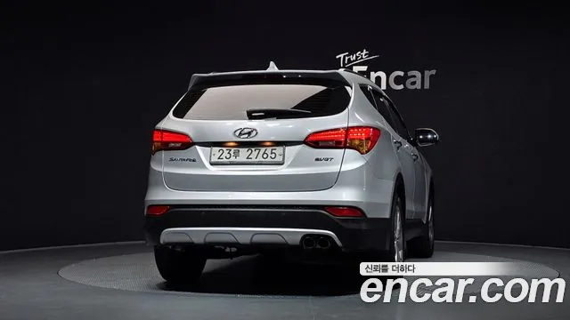 Hyundai Santa Fe 2014 thumb 4