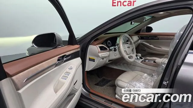 Genesis G90 2019 thumb 9
