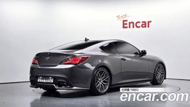 Hyundai Genesis 2012 thumb 2