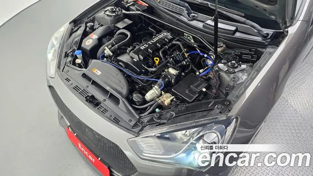 Hyundai Genesis 2012 thumb 6