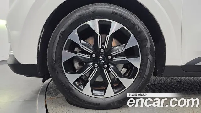 Kia Carnival 2020 thumb 5