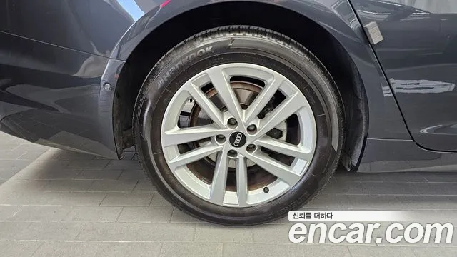 Audi A6 2022 thumb 5