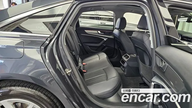 Audi A6 2022 thumb 12