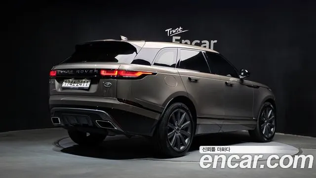 Land Rover Range Rover Velar 2018 thumb 2