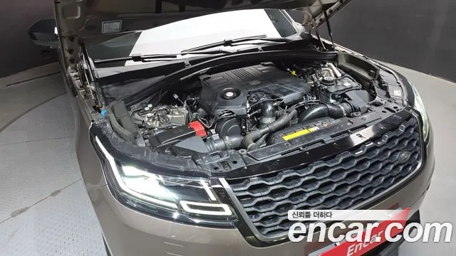 Land Rover Range Rover Velar 2018 thumb 6