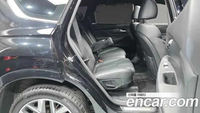 Hyundai Santa Fe 2023 thumb 12