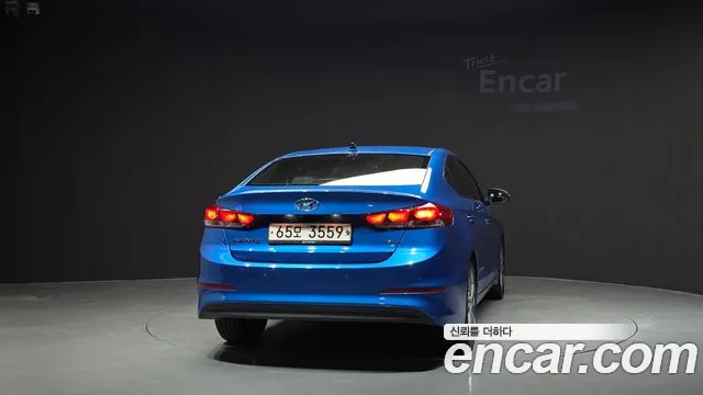 Hyundai Avante 2017 thumb 4