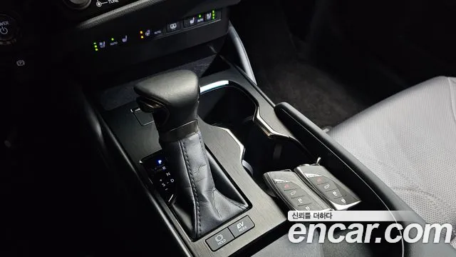 Lexus ES 2024 thumb 9