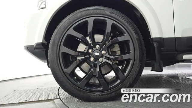Land Rover Discovery 2016 thumb 5