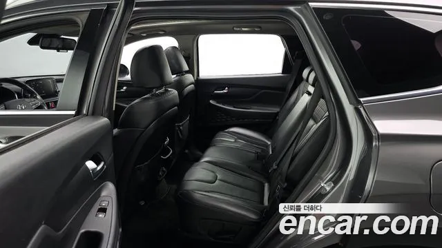 Hyundai Santa Fe 2019 thumb 12