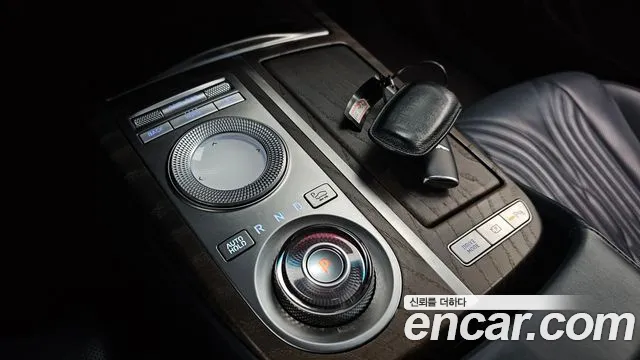 Genesis G80 2020 thumb 9