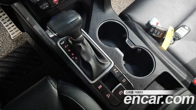 Kia Sportage 2018 thumb 8