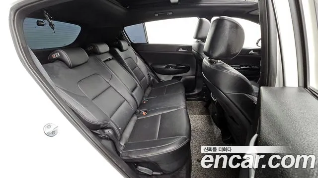Kia Sportage 2018 thumb 10