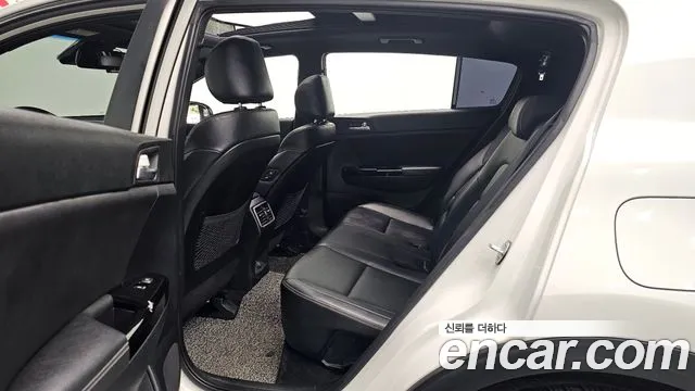 Kia Sportage 2018 thumb 11