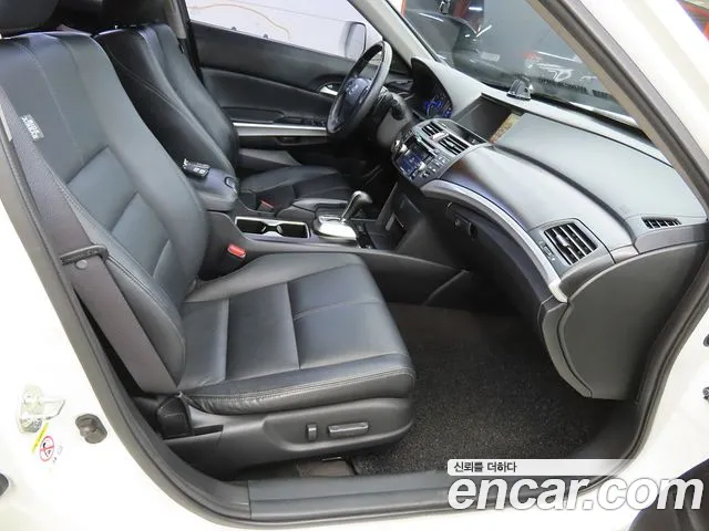 Honda Crosstour 2013 thumb 6