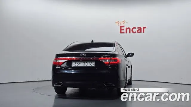 Hyundai Grandeur 2011 thumb 4
