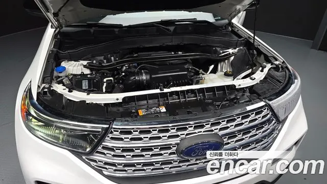 Ford Explorer 2020 thumb 6