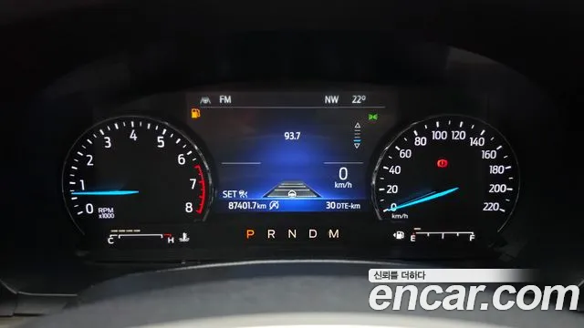 Ford Explorer 2020 thumb 8