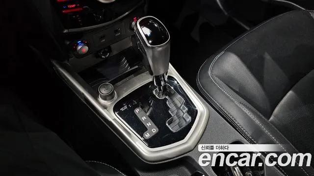 KG_Mobility_Ssangyong TIBOLI 2015 thumb 9