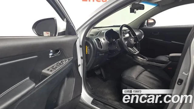 Kia Sportage 2015 thumb 9