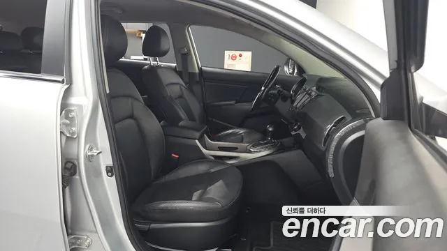 Kia Sportage 2015 thumb 10