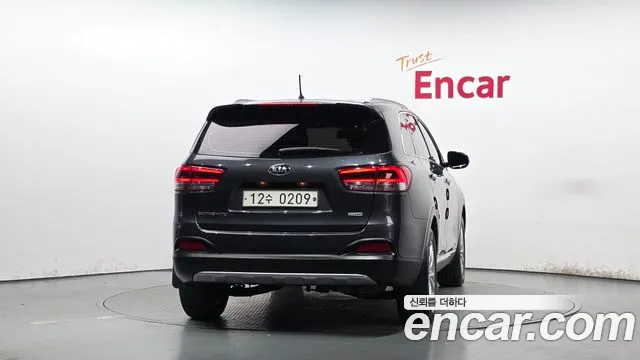 Kia Sorento 2015 thumb 4