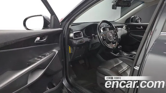 Kia Sorento 2015 thumb 10