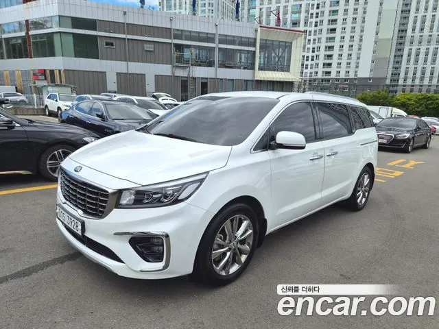 Kia Carnival 2018 thumb 2