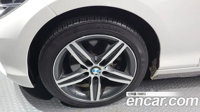 BMW 1-Series 2017 thumb 5