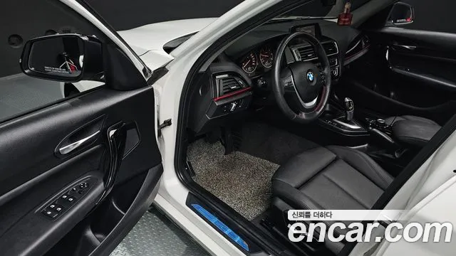 BMW 1-Series 2017 thumb 10