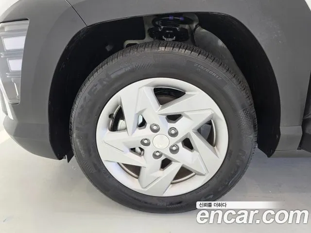 Hyundai Kona 2025 thumb 5